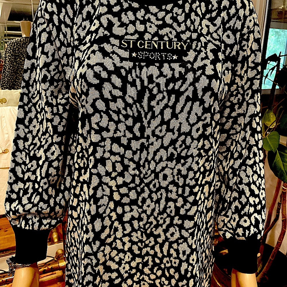 Japanese sweater Twenty One ST CENTURY vintage black and white leopard print M